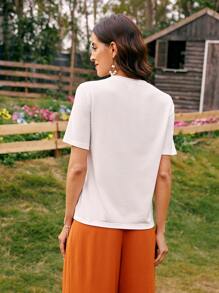 SHEIN LUNE 花卉和字母圖案T恤 - 白色 - 查看 2