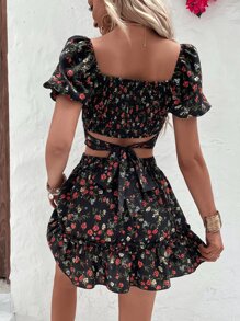 SHEIN VCAY Ditsy Floral Print Crop Top & Ruffle Hem Skirt - Black - View 2