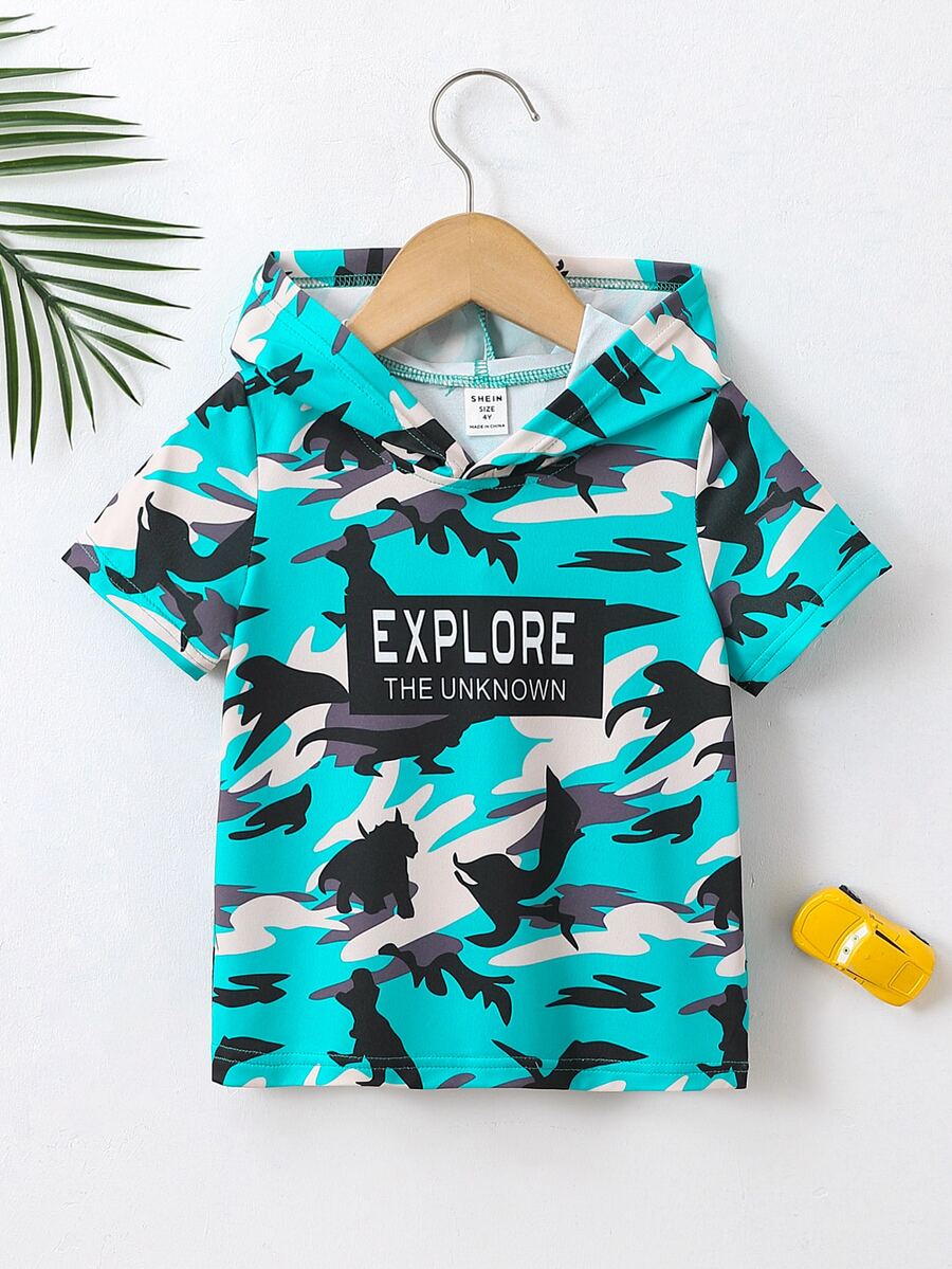 小男童迷彩和字母圖案T恤