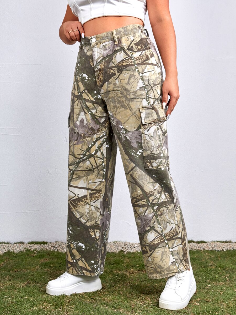 SHEIN EZwear Plus Allover Print Flap Pocket Jeans - Multicolor - View 1