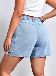 SHEIN EZwear 大碼腰部抽繩翻蓋口袋牛仔短褲 - 淺色水洗藍 - 查看 2