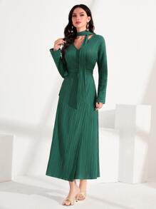 Modelyn Choker Neck Belted Dress - Dark Green - View 3