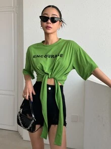DAZY 字母圖案前打結落肩袖短款T恤 - 綠色 - 查看 8