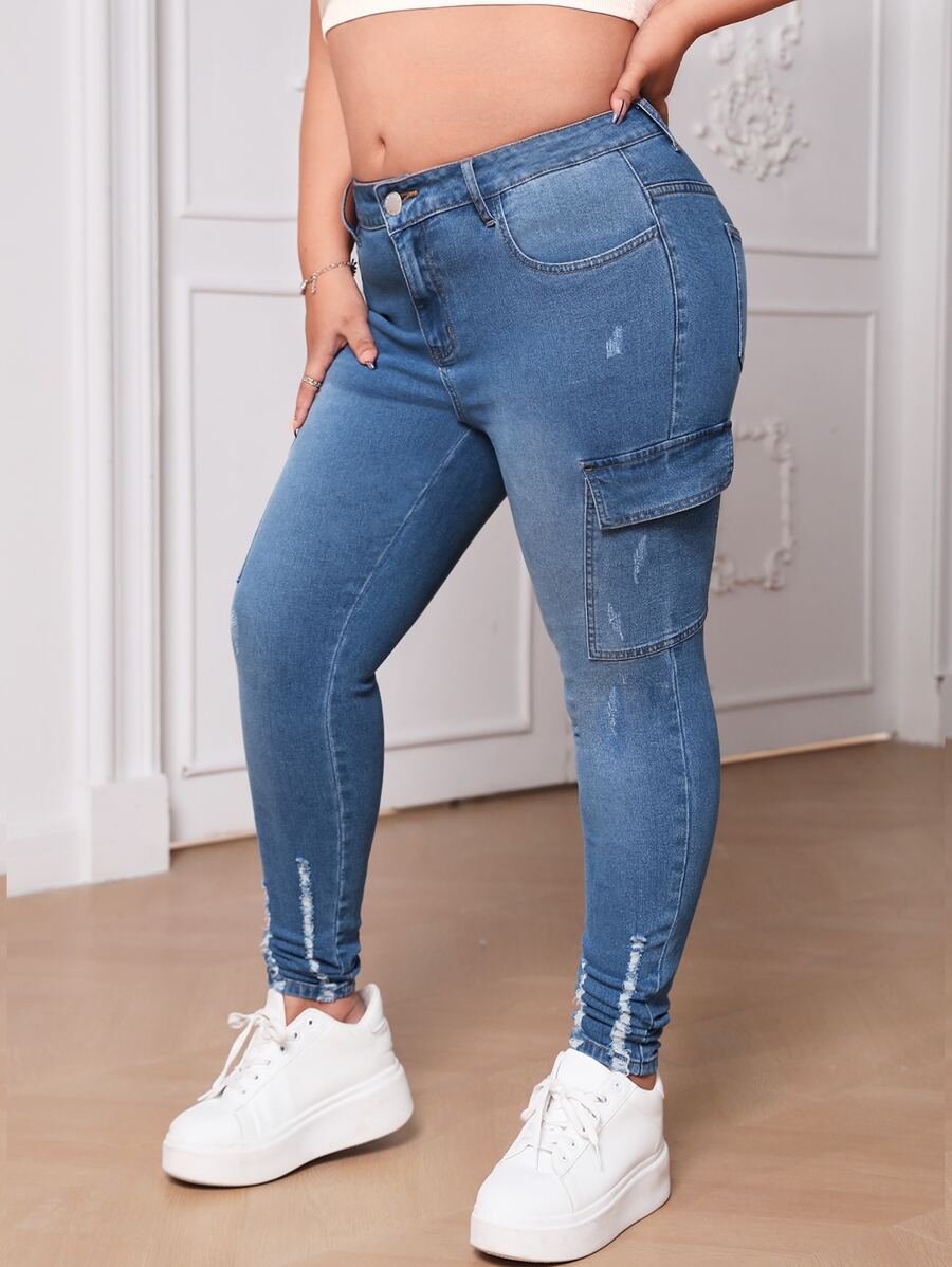 SHEIN Plus Flap Pocket Side Cargo Jeans - Medium Wash - View 1