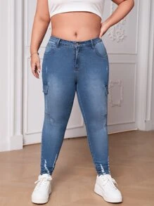 SHEIN Plus Flap Pocket Side Cargo Jeans - Medium Wash - View 3