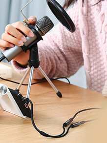 UGREEN 3.5mm Male To 2 Port 3.5mm Female Audio Stereo Y Splitter Cable Adapter For Earphone Headphone Headset And Microphone - Black - View 2