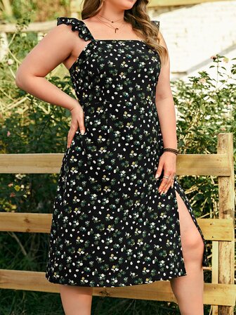 SHEIN Privé 大碼碎花高衩連衣裙