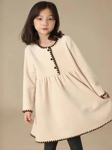 Đầm bé gái Nút phía trước màu trơn Dễ thương - Màu be - Xem 7