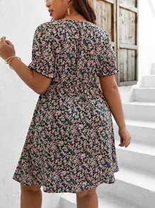 SHEIN Holidaya Plus Ditsy Floral Puff Sleeve Dress Without Belt - Multicolor - View 2