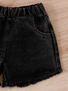 SHEIN Young Girl Letter Graphic Tee & Raw Hem Denim Shorts, School, Campus, College - Multicolor - View 5