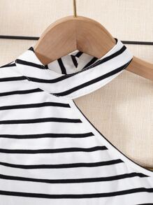 SHEIN 女孩條紋圖案不對稱背心上衣和紙袋腰短褲 - 彩色 - 查看 3