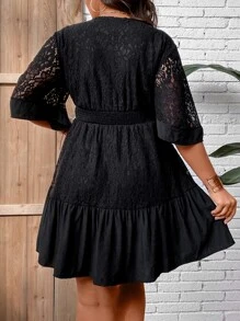 SHEIN LUNE 大碼荷葉袖腰部打褶荷葉邊連衣裙 - 黑色 - 查看 2