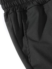 Manfinity Homme Men Letter Graphic Tee & Joggers - Multicolor - View 7