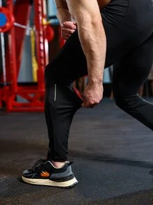 Men Solid Sports Tights & Phone Pocket - Black - View 3