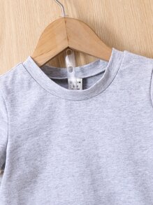 SHEIN Baby Boy Letter Patched Detail Tee & Shorts - Grey - View 4