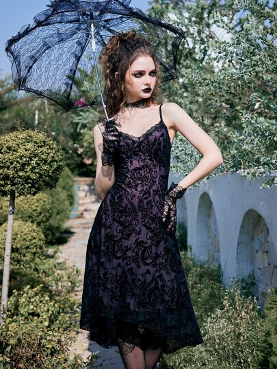 Goth Vestido de tirantes con encaje floral