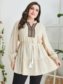 Mulvari 大碼幾何織帶燈籠袖流蘇腰帶荷葉邊下擺襯衫