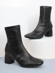 Side Zip Chunky Heeled Classic Boots - Black - View 3