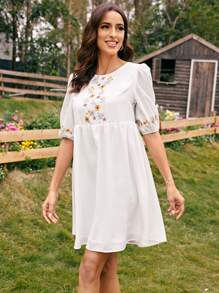 SHEIN VCAY Floral Embroidery Puff Sleeve Dress - White - View 4