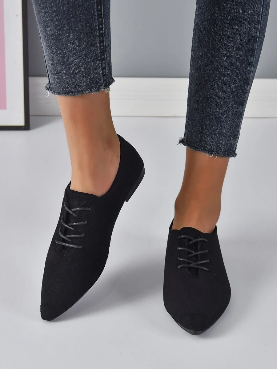 Minimalist Lace-up Front Point Toe Oxford Shoes - Black - View 1