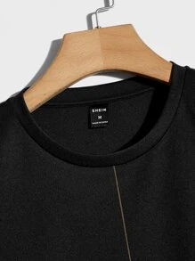 Manfinity RebelGame Men Astronaut Print Tee - Black - View 3