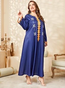 Al Najma Plus Geo Print V Neck Dress - Blue - View 3