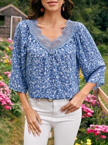 SHEIN Clasi 碎花拼接水溶蕾絲襯衫