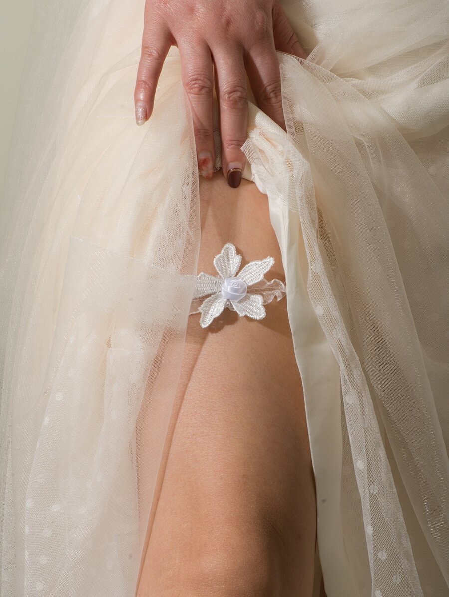 Flower Decor Bridal Garter Belt - White - View 1