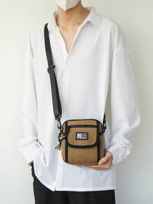 迷你男士字母貼布斜挎包 - 卡其色 - 查看 3
