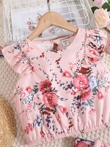 女孩印花荷葉邊上衣和腰帶半身裙