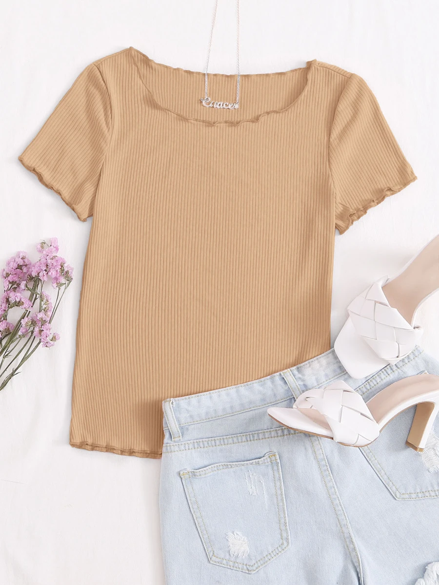 SHEIN Qutie Camiseta ribete en forma de lechuga tejido de canalé - Caqui - Ver 1