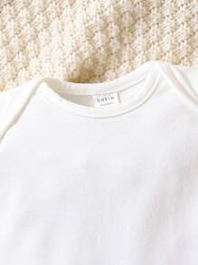 SHEIN 嬰兒女孩新生兒純色連體衣和心形印花背心連體褲 - 彩色 - 查看 5