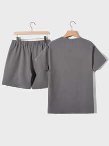 GENTILAND Men Letter Graphic Tee & Drawstring Waist Shorts - Grey - View 2