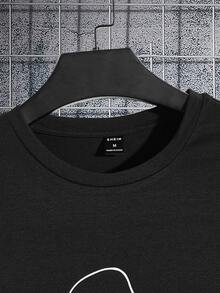 Manfinity Men Figure Graphic Tee - Black - View 3