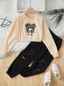 SHEIN Niñas Pullover con estampado de figura de manga raglán & Pantalones deportivos desgarro - Albaricoque - Ver 1