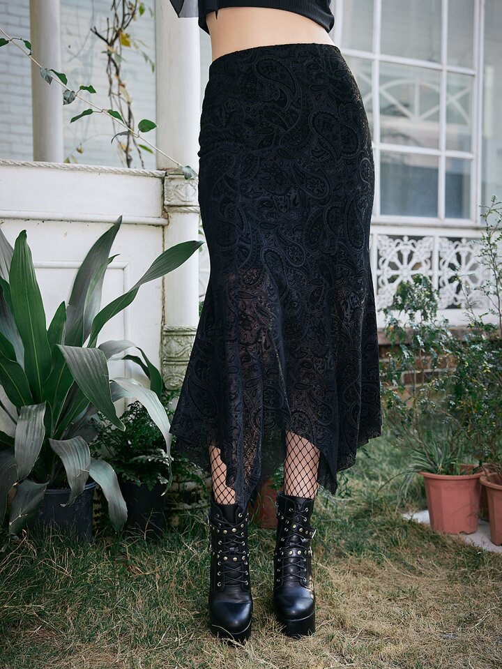 Our Goth Paisley Print Asymmetrical Hem Skirt is such a vibe - ROMWE