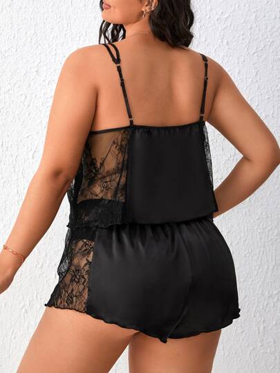 Ensemble de pyjama short & top à fines brides en dentelle en satin