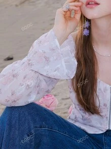 Floral Print Flounce Sleeve Zip Up Crop Blouse
