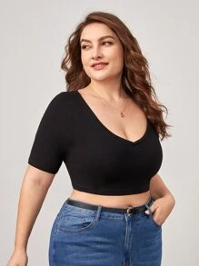SHEIN BASICS Plus Solid V Neck Short Sleeve Crop Tee - Black - View 5