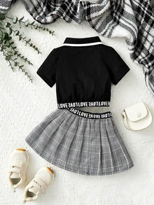 嬰兒字母織帶POLO衫和格紋百褶半身裙