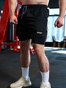 Hombres Shorts deportivos con estampado de letra de cintura con cordón 2 en 1 & bucle de toalla - Negro - Ver 4