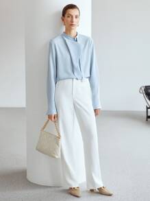 MOTF PREMIUM 帶扣細節襯衫 - 淺藍色 - 查看 6