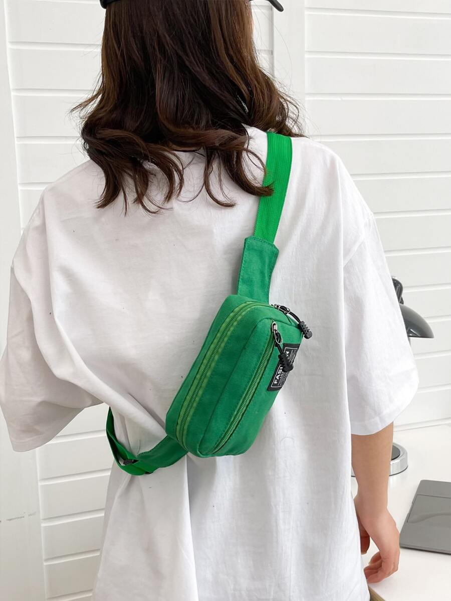 Cangurera mini con diseño de parche de letra - Verde - Ver 1