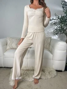 Conjunto de pijama con volantes y ribete de encaje de contraste - Beis - Ver 3