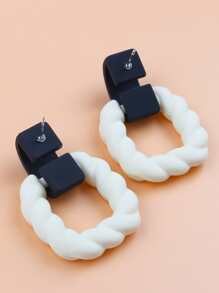 Pendientes con diseño girante - Blanco - Ver 2