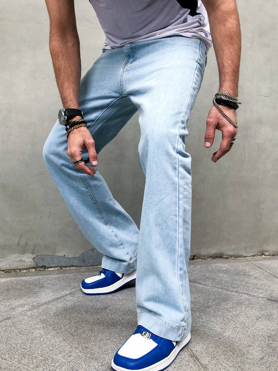 Manfinity Men Slant Pocket Straight Leg Jeans - Light Wash - View 1