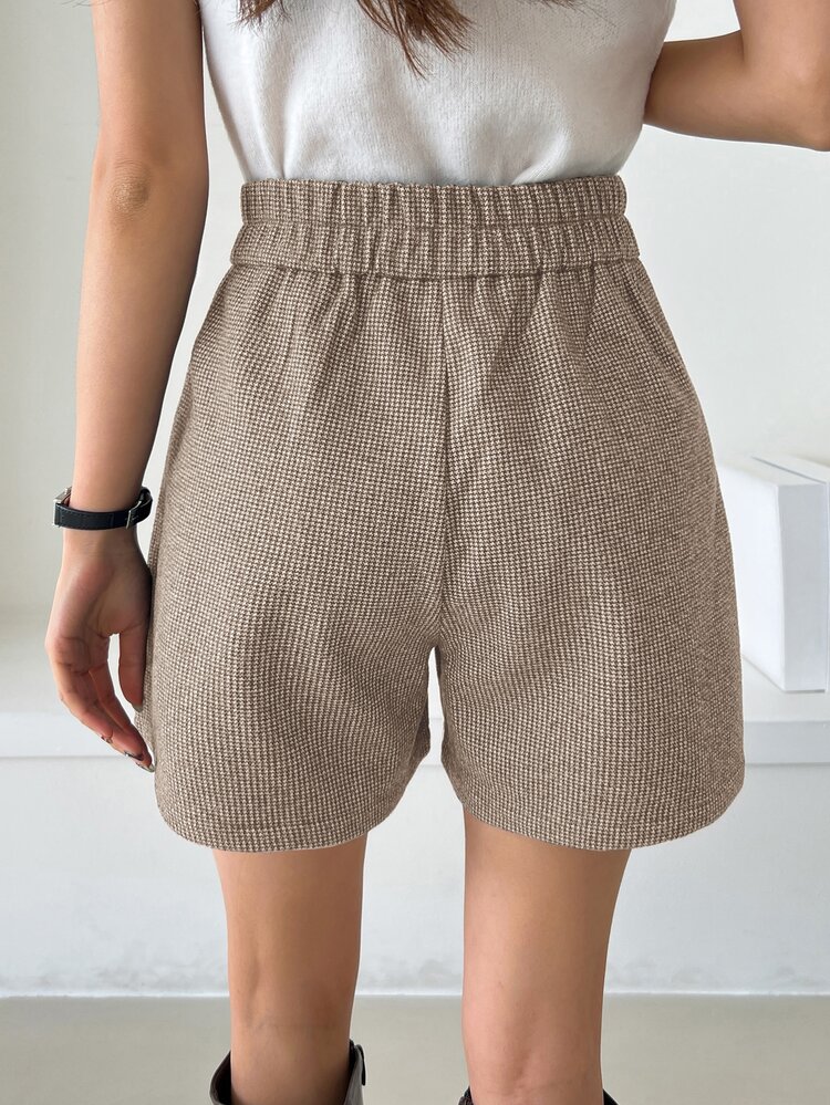 DAZY Solid Plicated Detail Slant Pocket Wide Leg Shorts - Beige - View 2