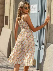 SHEIN Holidaya 碎花腰帶吊帶洋裝 - 彩色 - 查看 2