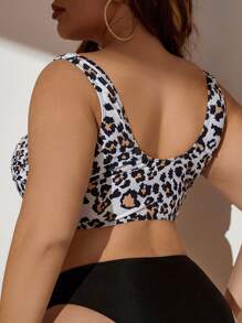 Summer Plus Size Leopard Print Cut Out Bikini Top - Multicolor - View 2