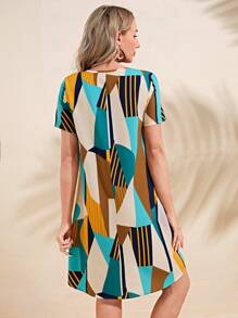 EMERY ROSE Geo Print Curved Hem Dress - Multicolor - View 2